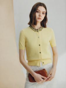 FAMANXUAN | Star Diamond Series Yellow French Elegance Pearl Knitwear