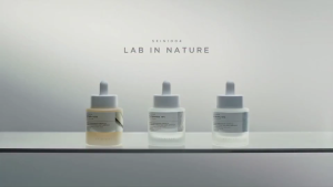 SKIN1004 Madagascar Centella Niacinamide 10% Boosting Shot 30ml | Oil Control & Pore Refining Serum | Brighten Dull Skin | Fade Dark Spots | Lighten the yellow tone