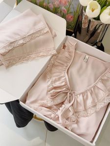 ชุดนอนผ้าไหมสองชิ้นสำหรับผู้หญิง ฤดูใบไม้ผลิและฤดูร้อน ชุดนอนสไตล์เจ้าหญิง ขอบลูกไม้ หวานและเซ็กซี่ ชุดนอนผ้าไหม