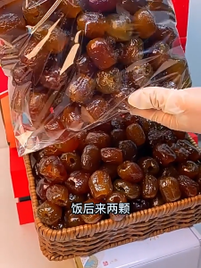 Super Grade Extra-large Dried Dates from Saudi Fruit Pitted Dried Jujube Dates Fruit Ready to Eat