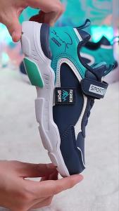 Four Seasons Childrens Fashion Sports Shoes Boys Running Leisure Breathable Outdoor Kids Shoes Lightweight Sneakers Shoes