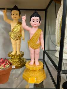 [HCM]Tượng Phật Đản Sanh cao 40cm ngang 14cm composite và đá | Tượng Phật Hoa Tiên