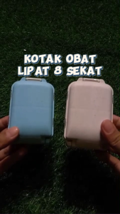 Kotak Obat Lipat Elegan 3 Tingkat - Tahan Air dengan Slot 8 Susun - Warna Pastel