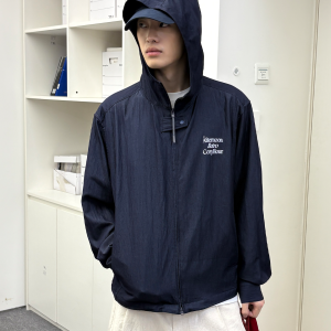 Roaringwild | Hooded Lightweight Long Sleeve Commuter Shirt
