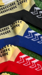 ถุงเท้าฟุตบอลกันลื่น X ถุงเท้ากันลื่น anti slip sock สำหรับกีฬาฟุตบอล มี 5 สีให้เลือก ออกกำลังกาย