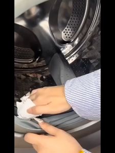 First น้ำยาล้างถังเครื่องซักผ้าแบบน้ำ 1000 มล. ใช้ได้ทั้งฝาหน้าและฝาบน กำจัดเชื้อโรคในถังซัก Washer Detergent