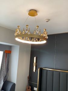 Modern Minimalis Lampu Kristal Gantung Mahkota Ruang Tamu Kamar Tidur Utama Lampu Gantung Ruang Makan Kreatif ZZZ