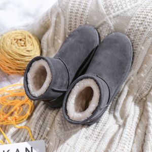 Giày Bốt Đi Tuyết Mùa Đông 2025 Cho Nữ Giày Bốt Đi Tuyết Lót Lông Cừu Da PU Đế Cao Su Chống Thấm Nước