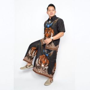 Baju Batik Pria Dewasa Batik Pria Lengan Panjang Lengan pendek Setelan Sarung Celana Batik Pria Murah Terbaru Casual Formal Full Furing Promo Batik Wisanggeni Solo Motif Burung Macan Hitam