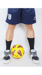 [ฟรีถุงเท้ากันลื่น] รองเท้า Breaker ฟุตซอล (BK211) ยึดเกาะเหนือชั้นคล่องตัวสูงสุด แถม1ถุงเท้า