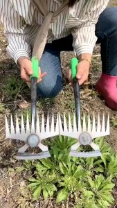 คราดเหล็ก คราดถอนวัชพืช คราดดึงรากหญ้า คราดดายหญ้า เหล็กถอนหญ้า คราดฟันฉลาม คราดทำสวน คราดหญ้า คาดหญ้า คาดหญ้าเหล็ก คราด คราดถากหญ้า คราดถอนหญ้า จอบถากหญ้าเล็ก