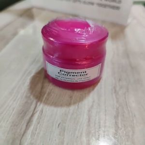 MEDICAL GRADE Pigment Corrector 20ml (lightens the appearance of age spots sun damage and uneven skin tone)