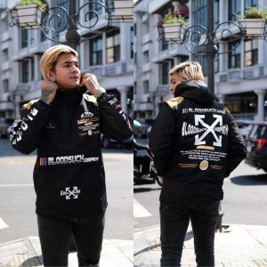 Jaket Cagoule pria hitam putih bloodsuck
