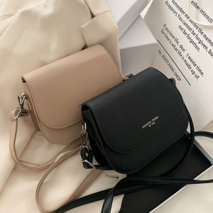 กระเป๋าสะพายข้างผู้หญิงแฟชั่นฤดูร้อน 2025 กระเป๋าสะพายข้างแบบสะพายไหล่เดียวสไตล์เกาหลี สีสันสดใส ขนาดเล็ก กระเป๋าสะพายข้าง PU