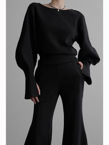 เสื้อยืดคอกลมแขนยาวถักแขนถั่วสไตล์ลำลองสำหรับผู้หญิง เสื้อชั้นในแฟชั่นฤดูใบไม้ร่วง แขนยาว ปกติ แขนถั่ว ปกติ