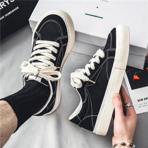 Trendy Black Canvas Shoes for Men Summer Breathable Low Top Sports Sneakers Retro Japanese Style Flat Heel Perforated Design