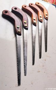 GERGAJI TANGAN POTONG KAYU/BAMBU MULTIFUNGSI BAJA SELENDANG SIAP PAKAI KIKIR TAJAM MULTIGUNA