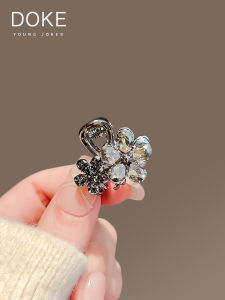 Fancy Delicate Rhinestone Flower Bang Clip Grip Cute Mini Small Sized Barrettes Top Clip Hair Accessories Girl Clip