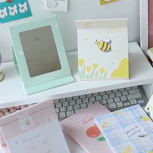 Kaca Lipat Model Buku Kaca Portable / Cermin Rias Motif Lucu R1064
