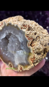 很特别的一颗🌍 天然乌拉圭砂壳皮玛瑙｜原矿风貌 | 晶体闪亮白水晶 Rare Natural sand-coated agate nodule from Uruguay