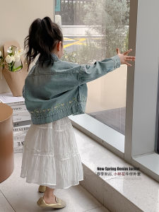 Fashionable Short Denim Jacket for Girls Autumn Wear Korean Style Childrens Clothing 2025 New Design Little Girls Outfit