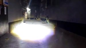 💥พร้อมสวิตช์💥ไฟสปอร์ตไลท์มอเตอร์ไซค์ 2สี ไฟหน้ารถจักรยานยนต์ สีขาวสีเหลืองสองสีรถจักรยานยนต์ LED ไฟติดมอไซค์ ไฟสปอร์ตไลท์ ไฟตัดหมอก สปอต 20วัตต์ 3000ลูเมน กระแสตรง 9-85V(ไฟอินโด/เลนส์ ไฟหน้า/ไฟท้าย)