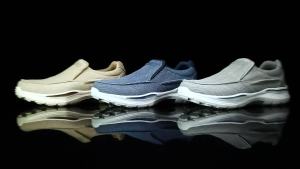 New Men Canvas Shoes Fashion Mens Casual Shoes Light Non-slip Loafer Washed Denim Flat Shoes Outdoor Sneakers Vulcanized Shoes