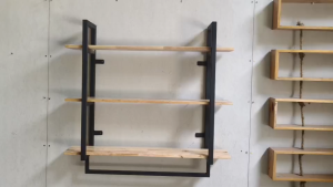 ชั้นวางตกแต่งบ้าน งาน 3 ชั้น ชั้นวางของในครัว มีราวสำหรับแขวน ชั้นวางของติดผนัง แบบติดผนัง ชั้นวางโมเดล โครงเหล็ก ท็อปไม้ งานสไตล์ลอฟท์ งานฝีมือมือ งานสวย แข็งแรงมาก (รับทำตามขนาดที่ต้องการ) MT110
