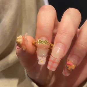 แหวนรูปผีเสื้อสีทองสไตล์ฝรั่งเศสเรียบง่ายหรูหรา แหวนนิ้วชี้ดีไซน์ไม่ซ้ำใคร แหวนนิ้วชี้สไตล์เย้ายวนใจ แหวนนิ้วชี้แฟชั่น