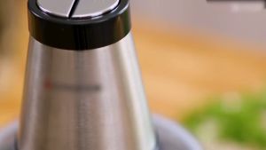 Blender Chopper Stainless Steel 2 Liter Penggiling Daging Bumbu Sayur Food Processor  Bahan Kuat Tajam dan Anti Karat Original