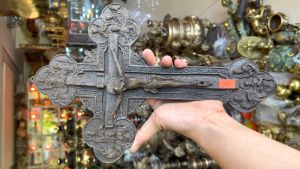 Thánh Giá Treo Chúa Giesu Bằng Đồng - DxR: 35x23cm Nặng 1kg