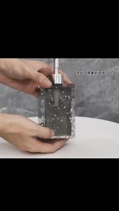 Sincecu Hand Soap Dispenser 500ml - Rustproof & Leakproof Countertop Organizer for Hotel/Home Bathroom & Kitchen