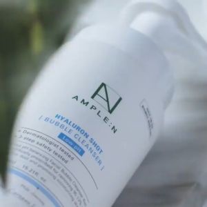 Sữa Rửa Mặt Tạo Bọt AMPLE:N Hyaluron Shot Bubble Cleanser 450ml
