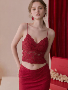 Red Slim Fitting Gathered Small Chest Lace Bra Set