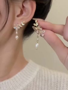 QKJ เกาหลี S925ต่างหูมุกอารมณ์ของผู้หญิงย้อนยุคกระดุมต่างหูแฟชั่นที่เรียบง่ายต่างหูสำหรับผู้หญิงเครื่องประดับห้อยต่างหู