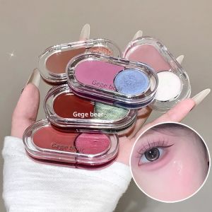 เจเจแบร์ บลัชครีมสองสี ใช้ได้สองแบบ ทั้งบลัชและลิปครีม ให้ความกระจ่างใสเป็นธรรมชาติ ติดทนนาน กันน้ำ ใช้สำหรับคอนทัวร์