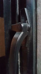 Rambuncis Jendela/Casement Handle Aluminium Dows SQ 02 Kiri kanan
