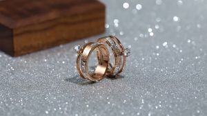 Cincin Wanita Desain Modern: Cincin Titanium Tahan Lama & Anti Karat