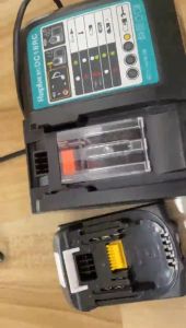 Makita charger is suitable for Makita 18V 8000mah and 18000mah Rechargeable Battery