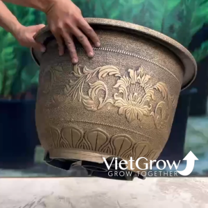 Chậu Nhựa Giả Đồng Hoa Văn Cổ Điển Kích Thước Miệng x Cao x Đáy là 51cm x 33cm x 29cm 35 Lít.