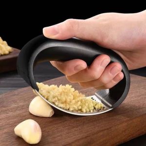 Parutan Alat Penghancur Penghalus Bawang Putih Garlic Presser Stainless Steel