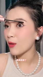 VIVABORONG Volume Mascara Clear Eyelashes Mascara Anti-sweat Mascara Long Lasting Kakashow