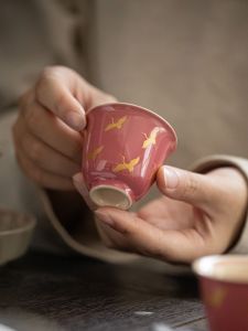 Chinese Style Ceramic Tea Cup Small Size Gold Embossed Crane Kung Fu Tea Set Drinking Cup Handmade Porcelain Tea Bowl