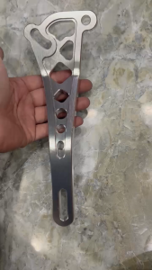 Pát treo pô zin hãng nhôm CNC xe Sirius và giá không ốc