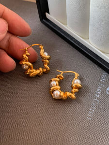 CAFFTI | Vintage Gold Pearl Earrings For Spring and Summer