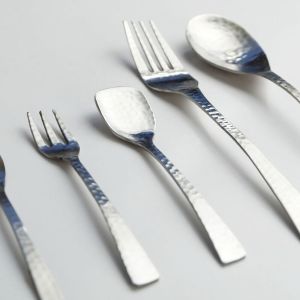 Japanese Import Swallow Three Hammer Patterned and Flavor Series Handmade Japanese Style Stainless Steel Dinner Fork Spoon Chinese Soup Spoon