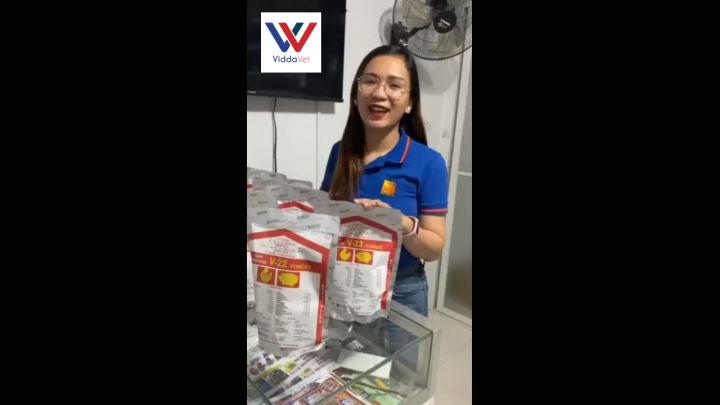 1kilo  V- 22 vitamins FOR GAMEFOWL FEED SUPPLEMENT VITAMINS V22 vitamins powder 1 kg  V22 powder V22 powder for pigeon