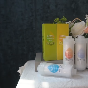 通用花洒过滤器 洗澡净水 美肤净化淋浴器   Universal Shower Filter – Water Purifier for Healthier Skin