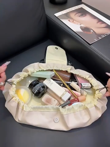 MOUSSON  กระเป๋าเครื่องสำอางความจุขนาดใหญ่แบบพกพาที่เก็บของใหม่ระดับไฮเอนด์ขี้เกียจกันน้ำเดินทางผลิตภัณฑ์ดูแลผิวถุงเก็บเชือกรูดล้าง