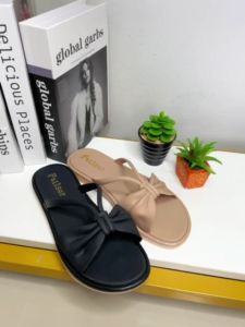 Falisar รองเท้าเเตะเเฟชั่นผู้หญิง แบบสวมรุ่น รองเท้าแตะ สลิปเปอร์ 1205-1
